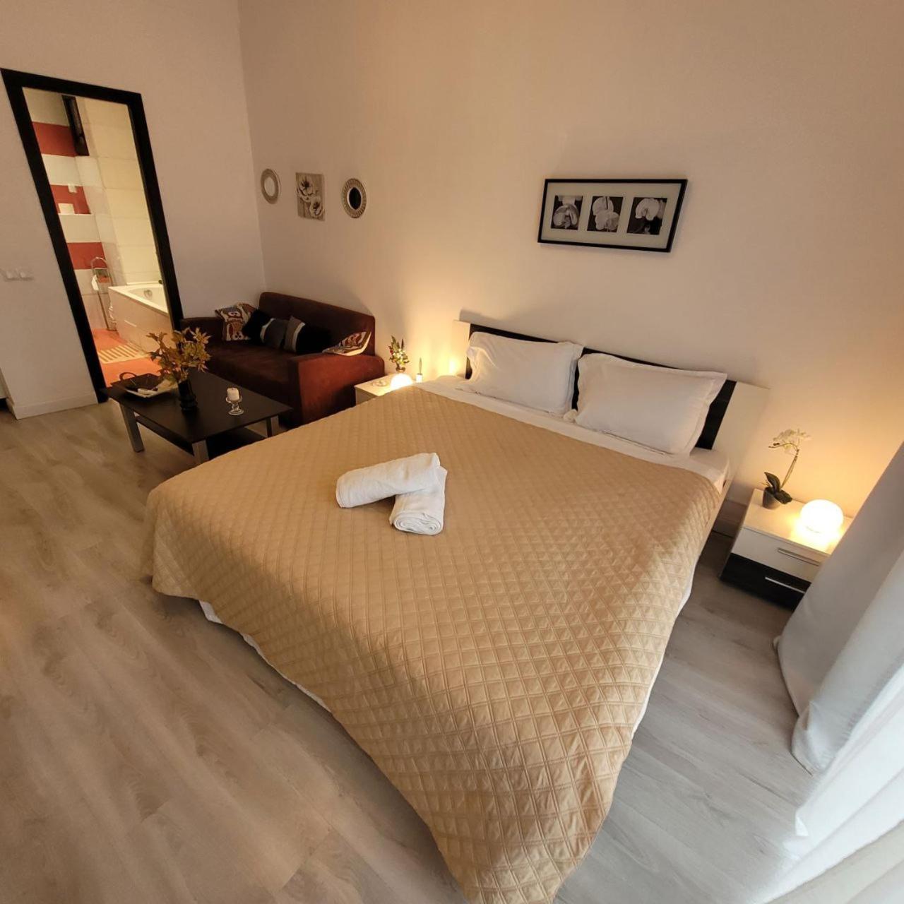 Anastasia Bratianu Apart 28B Beautiful View Self Check From 2 Pm Bucharest Exterior photo